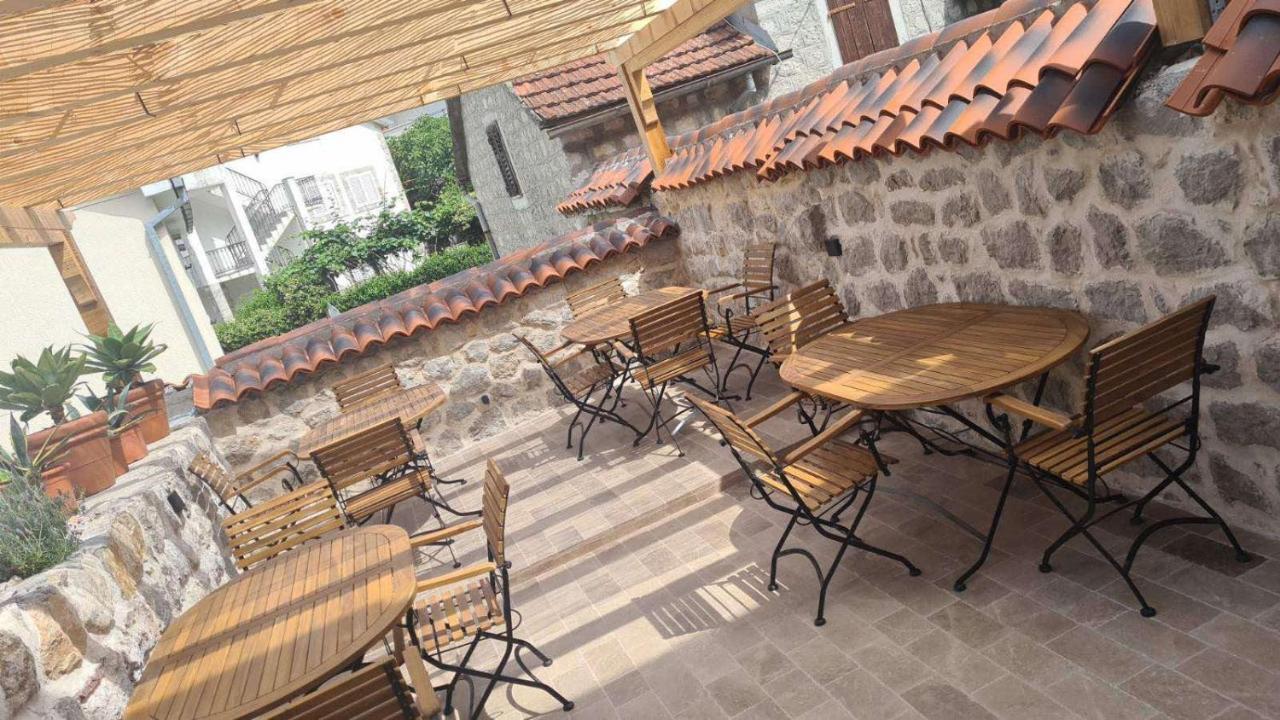 Apartments Gabela Рисан Экстерьер фото
